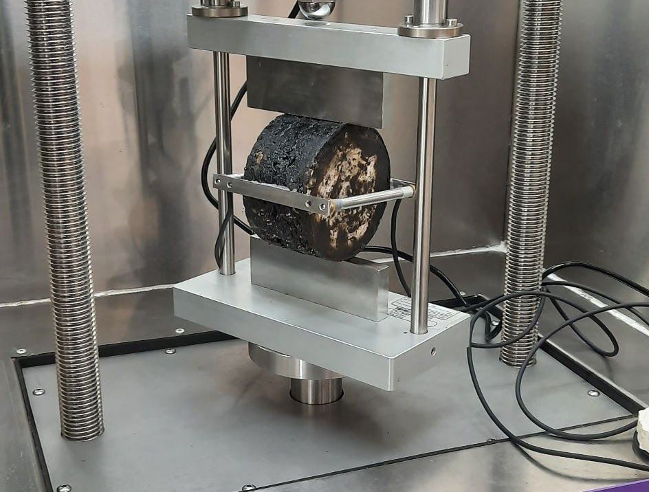ATM with Indirect Tensile Fatigue Testing jig assembly