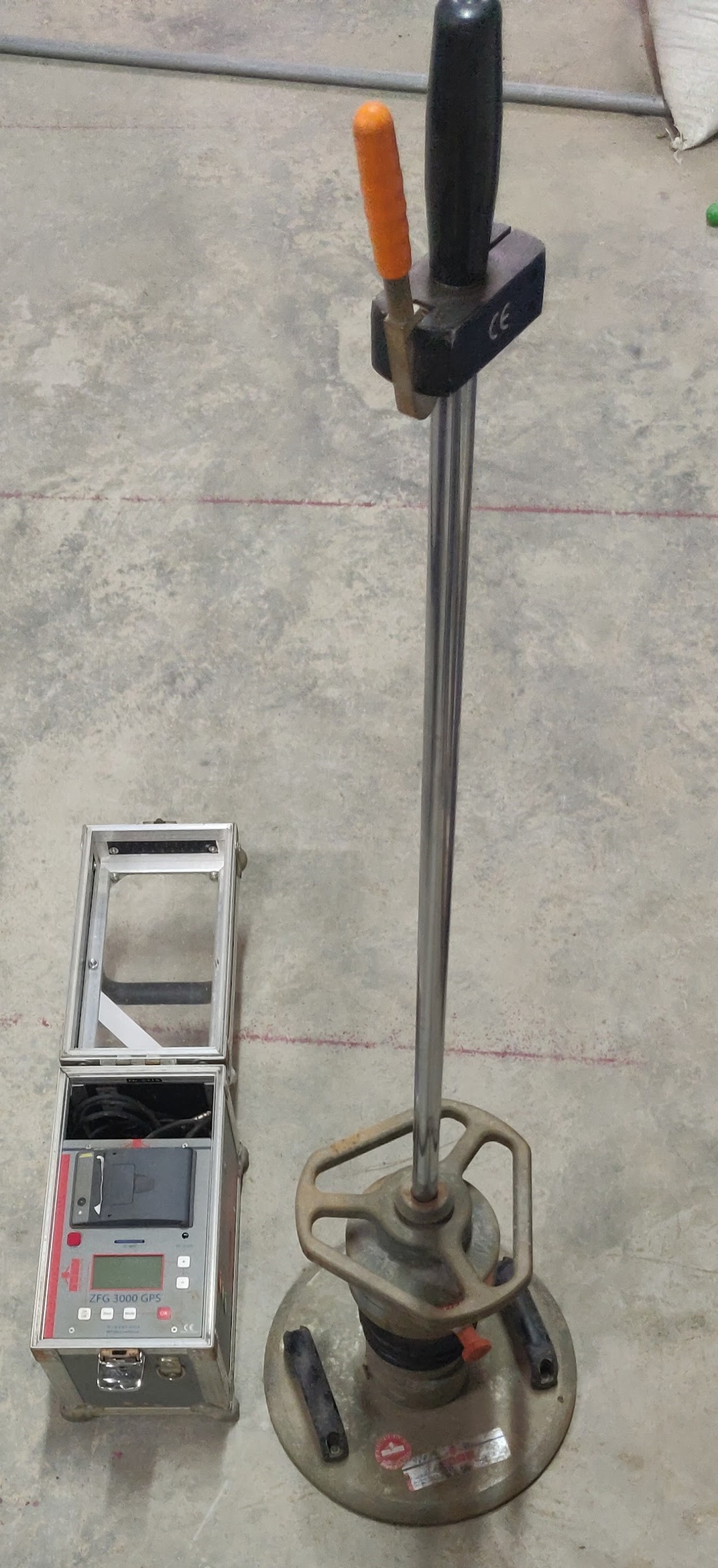 Light Weight Deflectometer